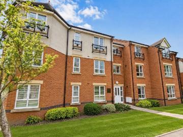 2 bedroom flat for sale