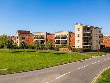 2 bedroom flat for sale
