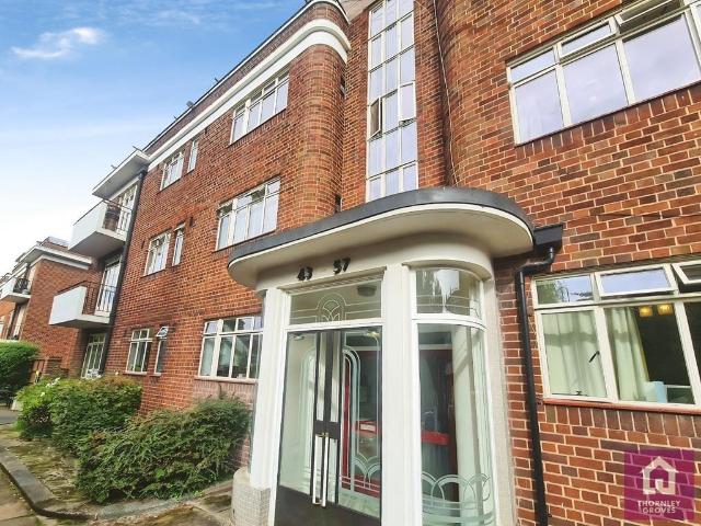 2 bedroom flat for sale