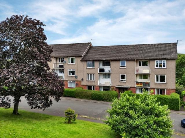 2 bedroom flat for sale