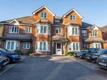 2 bedroom flat for sale