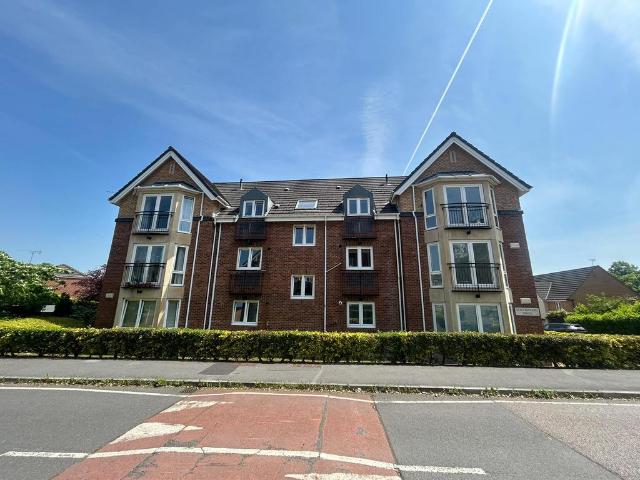 2 bedroom flat for sale