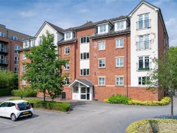 2 bedroom flat for sale