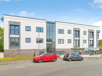 2 bedroom flat for sale