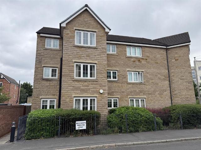 2 bedroom flat for sale