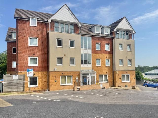 2 bedroom flat for sale