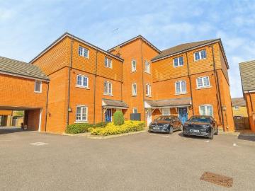 2 bedroom flat for sale
