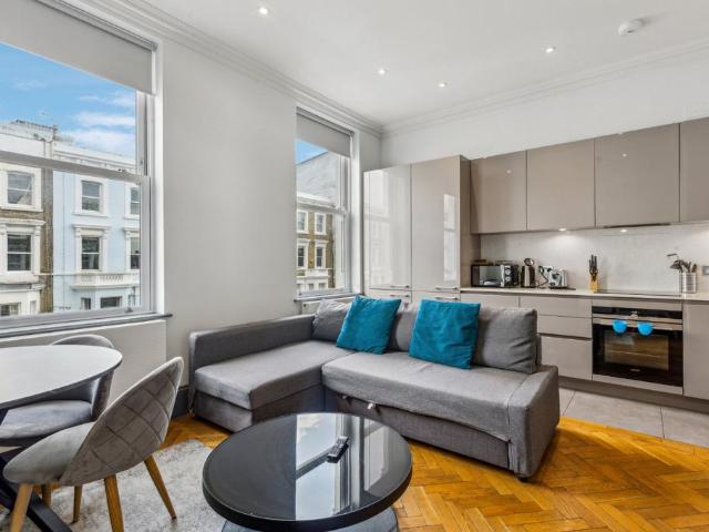 1 bedroom flat for sale