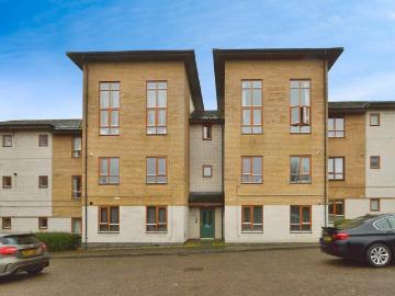 2 bedroom flat for sale
