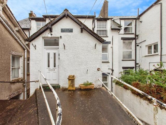 2 bedroom flat for sale