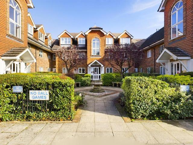 2 bedroom flat for sale