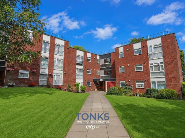 2 bedroom flat for sale