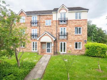 2 bedroom flat for sale