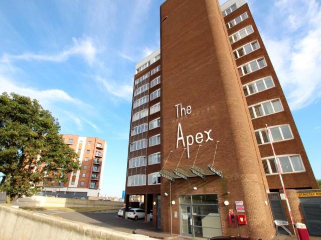 2 bedroom flat for sale