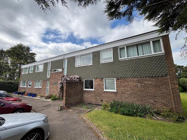 2 bedroom flat for sale