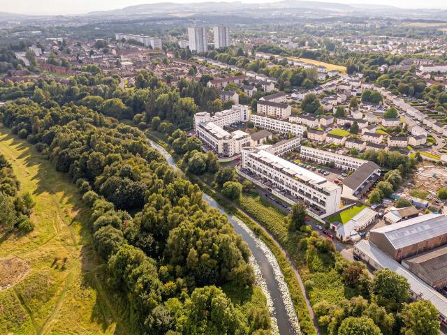 2 bedroom flat for sale