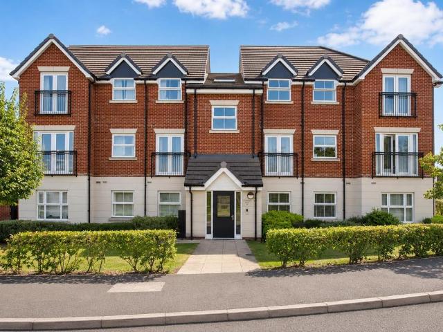 2 bedroom flat for sale