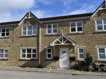 2 bedroom flat for sale