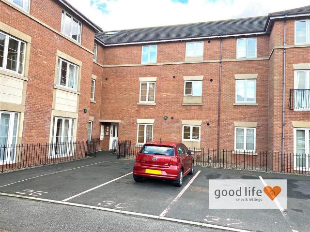 2 bedroom flat for sale