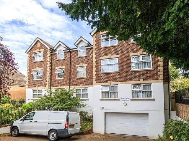 2 bedroom flat for sale