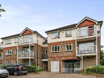 2 bedroom flat for sale