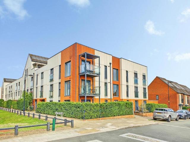 2 bedroom flat for sale