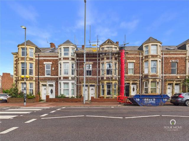 2 bedroom flat for sale