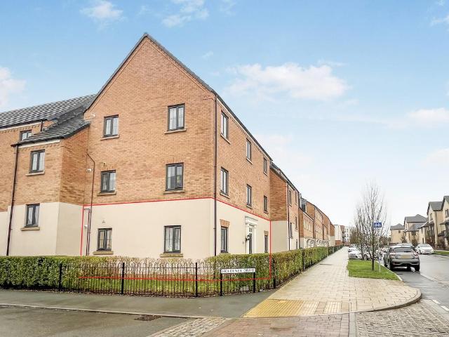 2 bedroom flat for sale