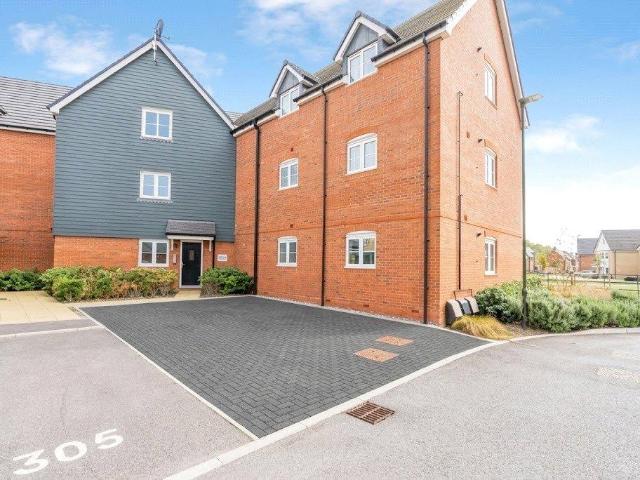 2 bedroom flat for sale