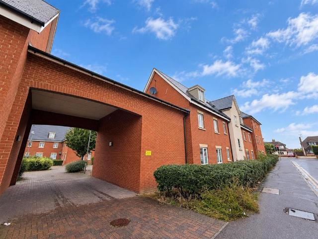 2 bedroom flat for sale