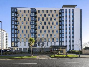 2 bedroom flat for sale