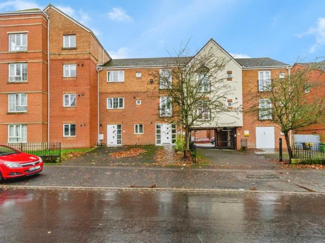 2 bedroom flat for sale