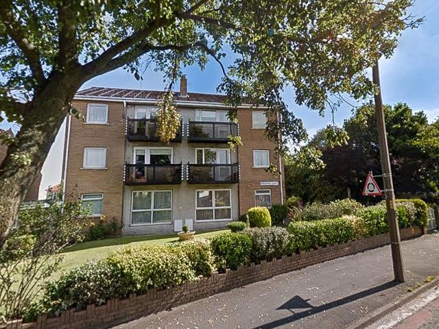 2 bedroom flat for sale