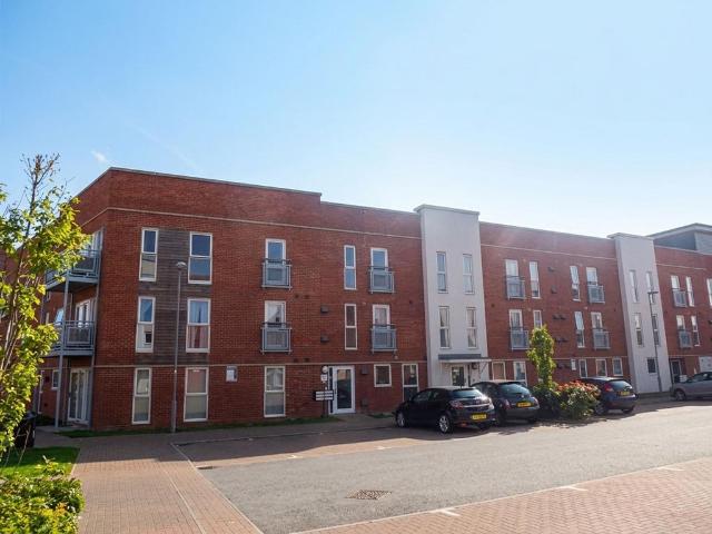 2 bedroom flat for sale