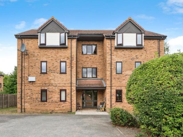 2 bedroom flat for sale