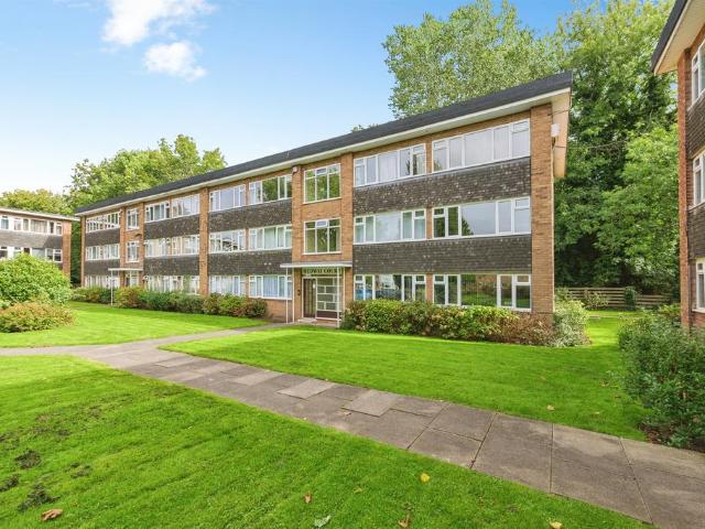 2 bedroom flat for sale
