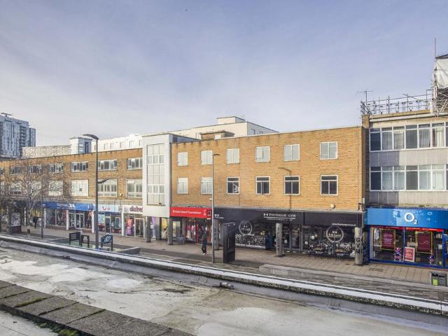 2 bedroom flat for sale