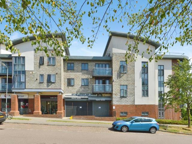 2 bedroom flat for sale