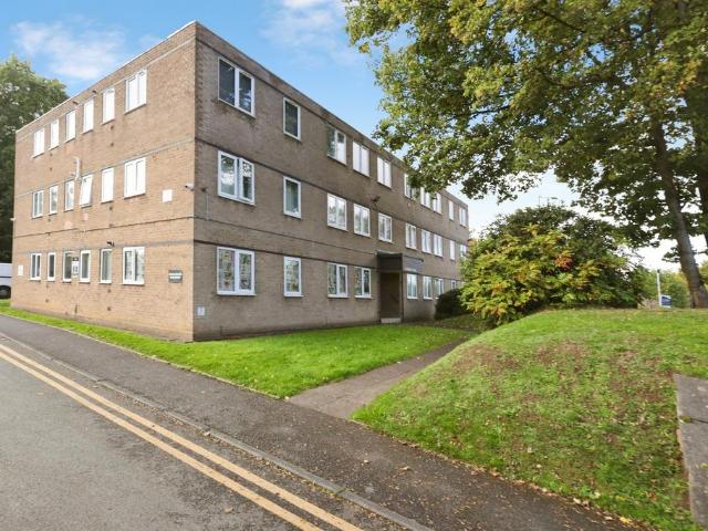 2 bedroom flat for sale