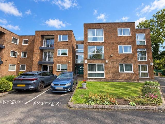 2 bedroom flat for sale