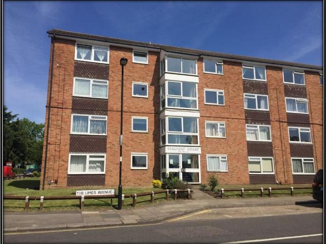 2 bedroom flat for sale