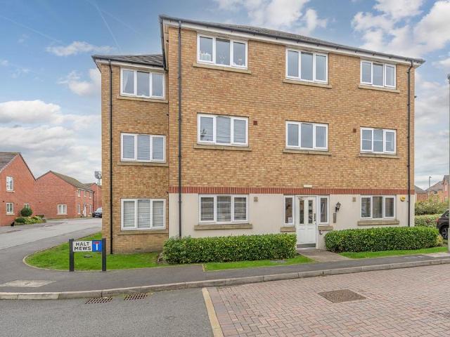 2 bedroom flat for sale