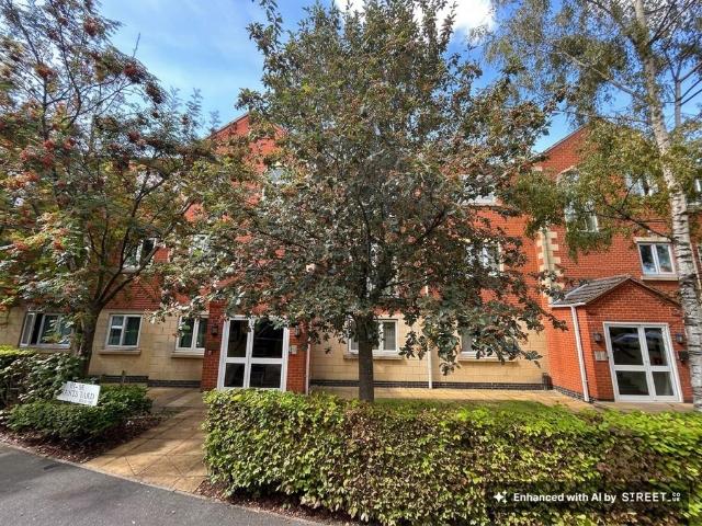2 bedroom flat for sale