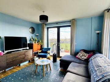 2 bedroom flat for sale