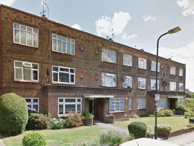 2 bedroom flat for sale