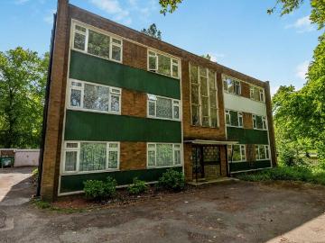 2 bedroom flat for sale