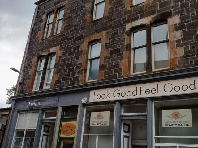 2 bedroom flat for sale