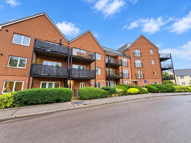 2 bedroom flat for sale