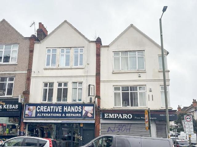 2 bedroom flat for sale