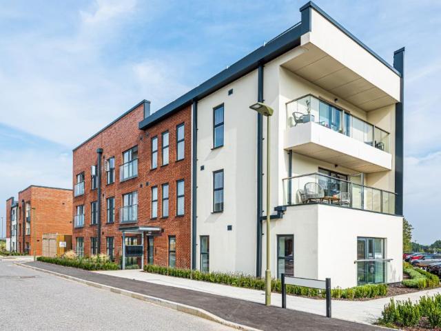 2 bedroom apartment for sale